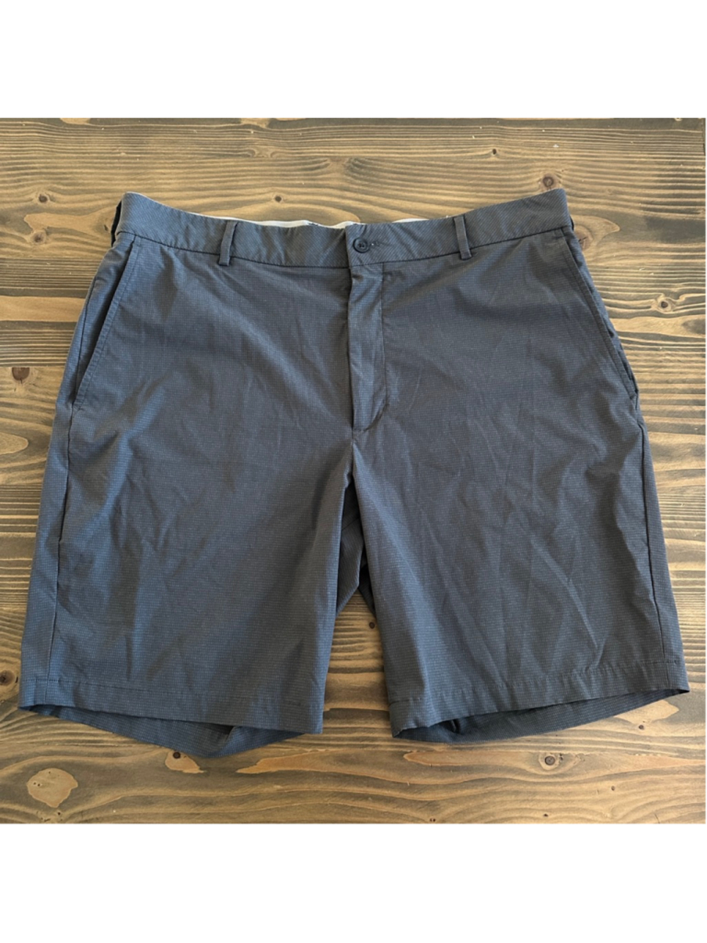 Men's Walter Hagen Golf Shorts 38 Gray Grid Pattern Stretch Flat Front Active